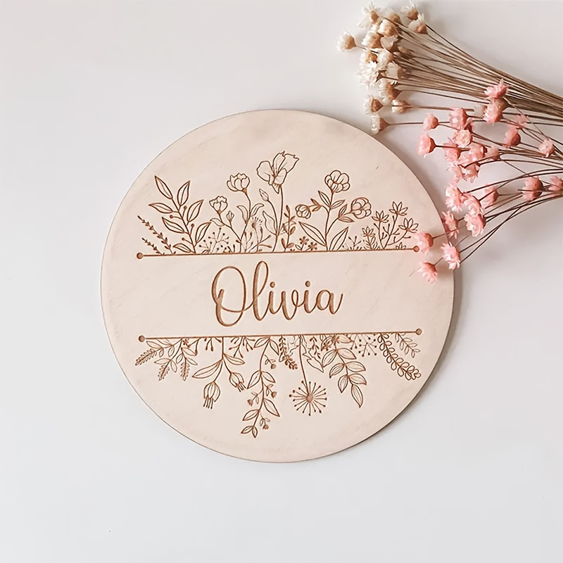 Home Decor For Wedding - Placa con Nombre Grabado Floral Personalizada,