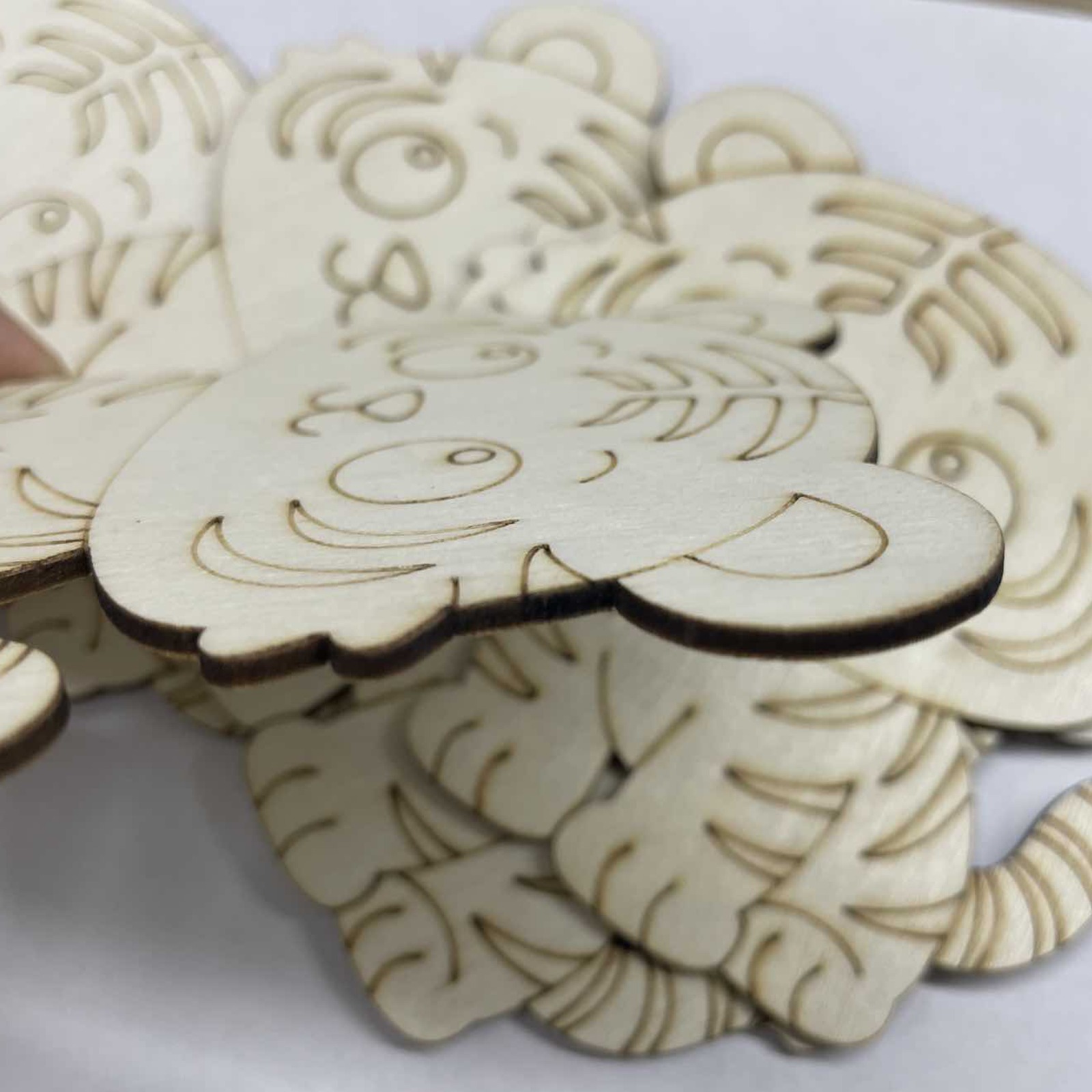 Juego de 10 Adornos de Madera  - Home Decor Handmade reseña y precio